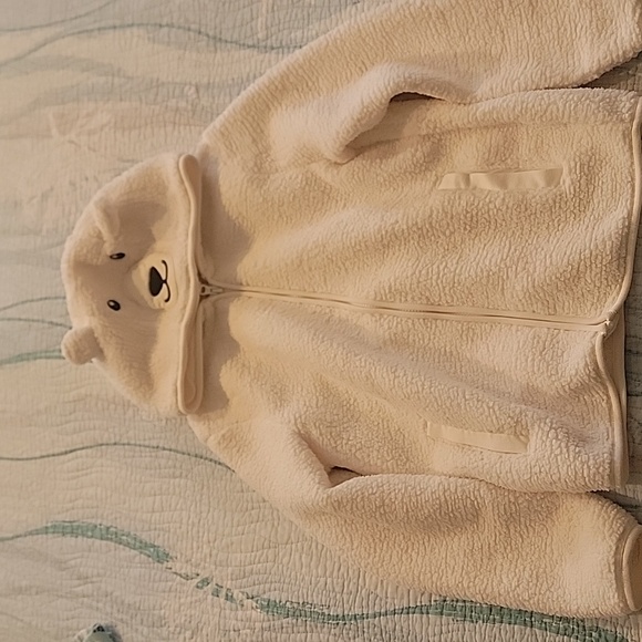 23 piece lot of matching Gymboree/OshKosh Christmas/Winter Outfits - Picture 3 of 16